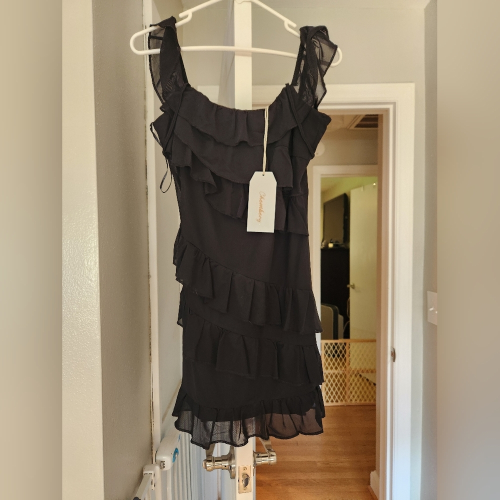 Black mini dress NWT